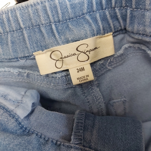 Jessica Simpson skinny leg light wash undone hem 24 month jeans - Picture 6 of 7